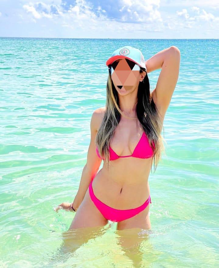 613964654: Chica busca chico en La Coruña