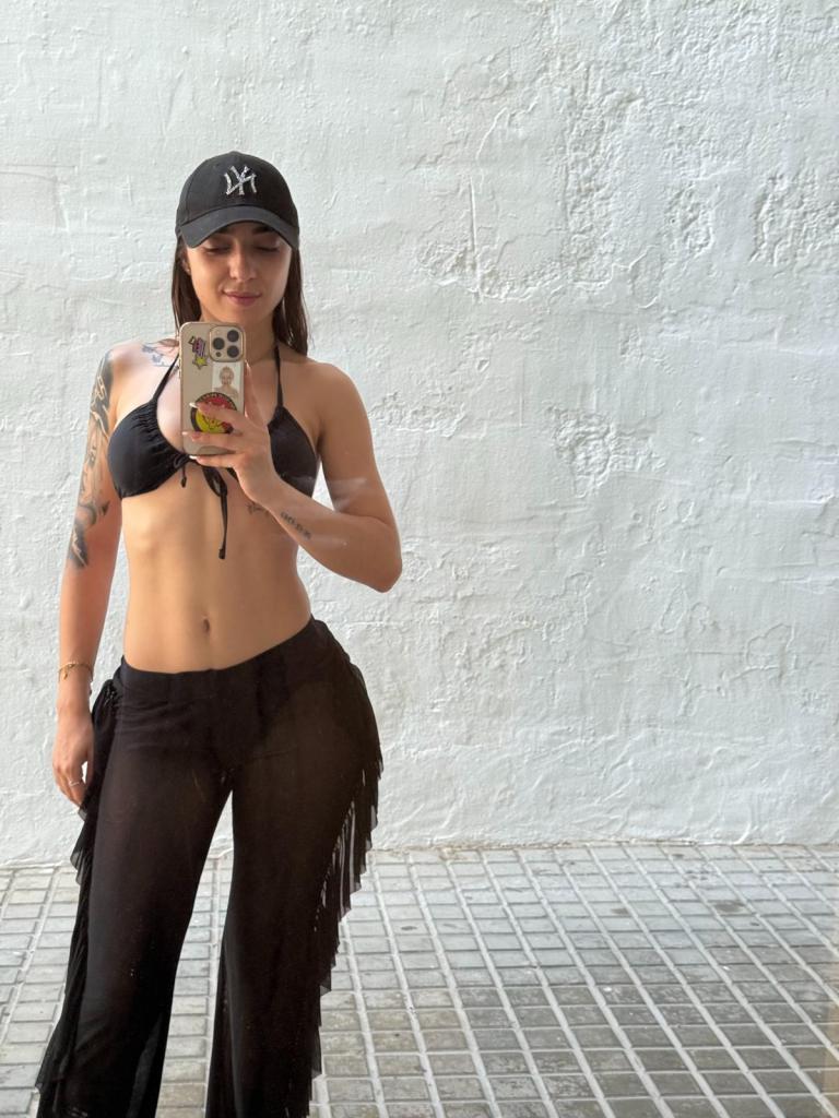 Chica busca chico en Ibiza: 