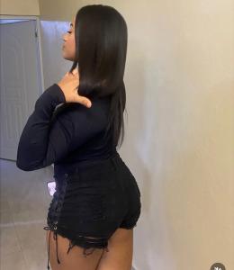 613772354: Chica busca chico en Alicante