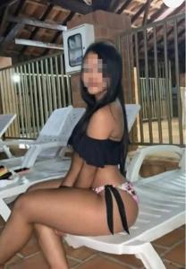 663456186: Chica busca chico en Málaga