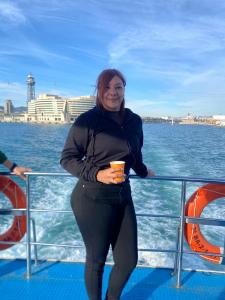 661550166: Chica busca chico en Barcelona