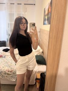 661131294: Chica busca chico en Málaga