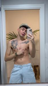 604981520: Chico busca chica en La Coruña