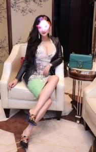 613729041: Chica busca chico en Tenerife