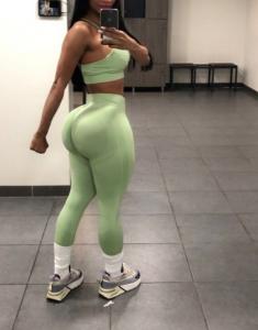 627179398: Chica busca chico en Valencia