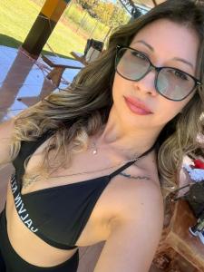 986419963: Chica busca chico en Pontevedra