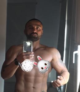 634095963: Chico busca chica en Las Palmas