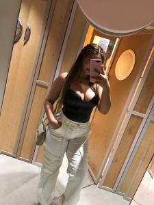 613248493: Chica busca chico en Cantabria