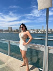 617276671: Chica busca chico en Castellón