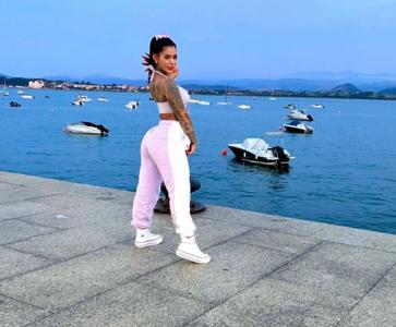 643394606: Chica busca chico en León