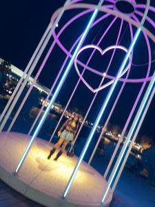 613900336: Chica busca chico en Madrid