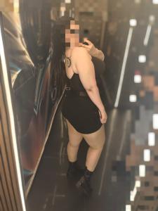 604308544: Chica busca chico en Madrid
