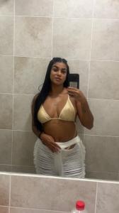 677853376: Chica busca chico en Madrid