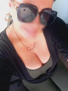 651626788: Chica busca chico en Barcelona