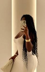 623549957: Chica busca chico en Barcelona