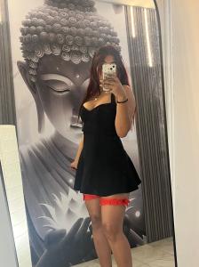 633846678: Chica busca chico en Sevilla