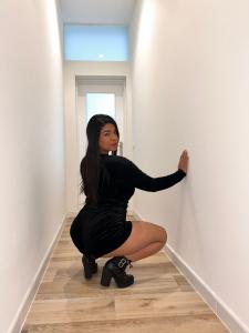 612548759: Chica busca chico en Madrid