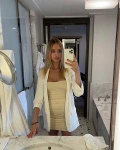 661486399: Chica busca chico en Mallorca