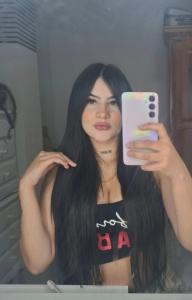 602665395: Chica busca chico en Sevilla