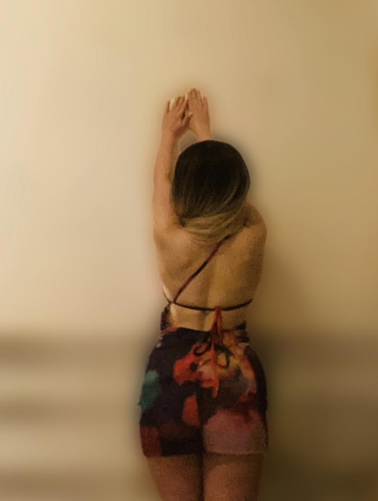 623138350: Chica busca chico en La Coruña