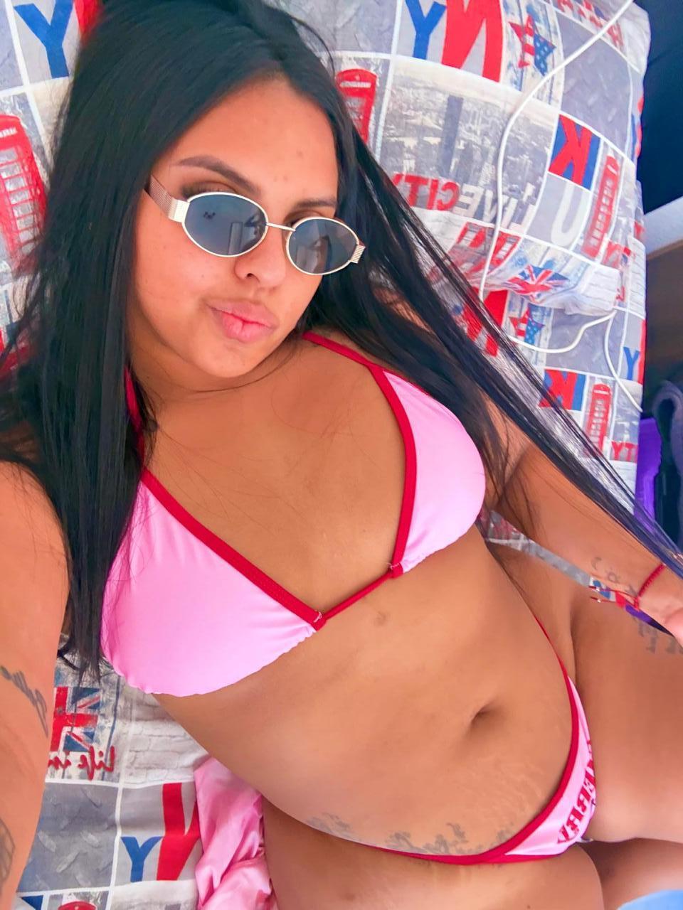 Chica busca chico en Ibiza: 