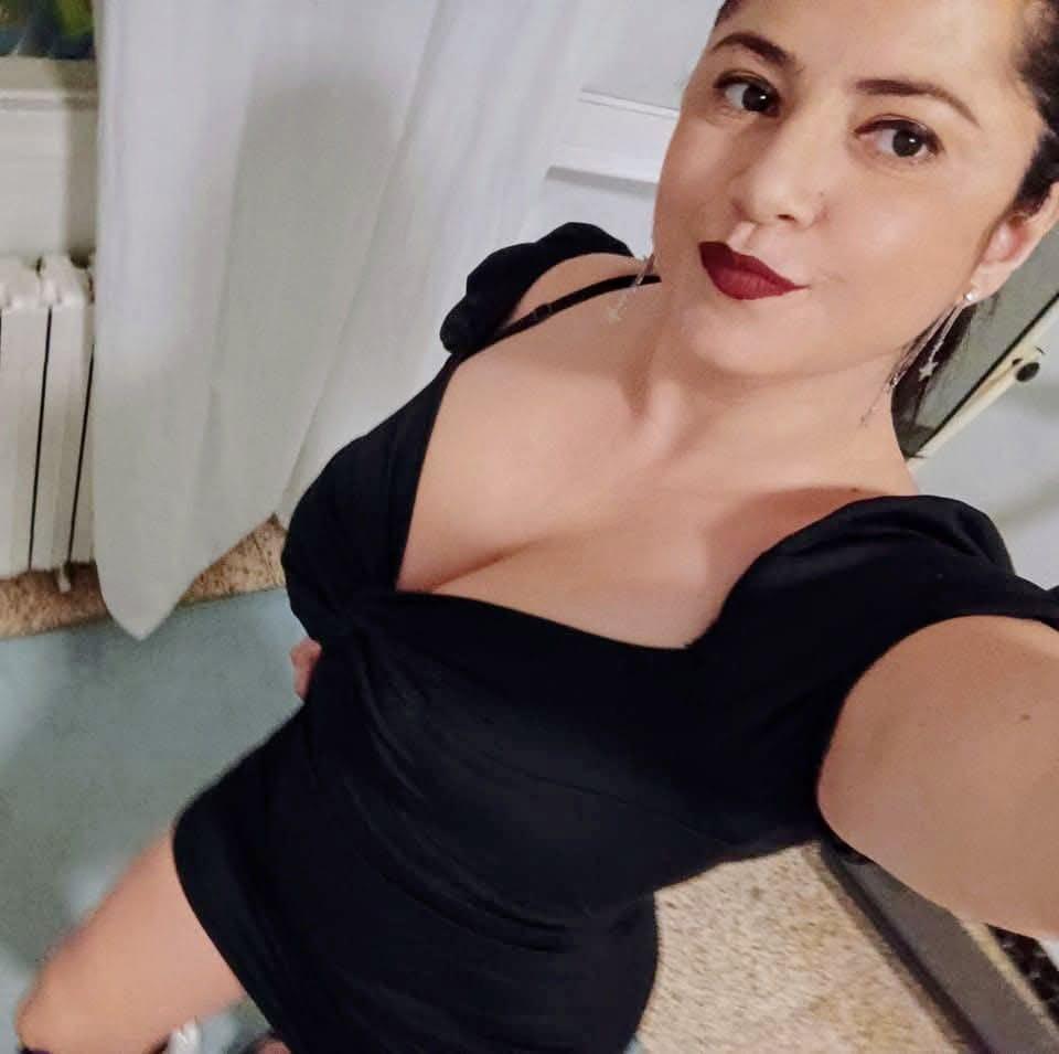 Chica busca chico en Menorca: 