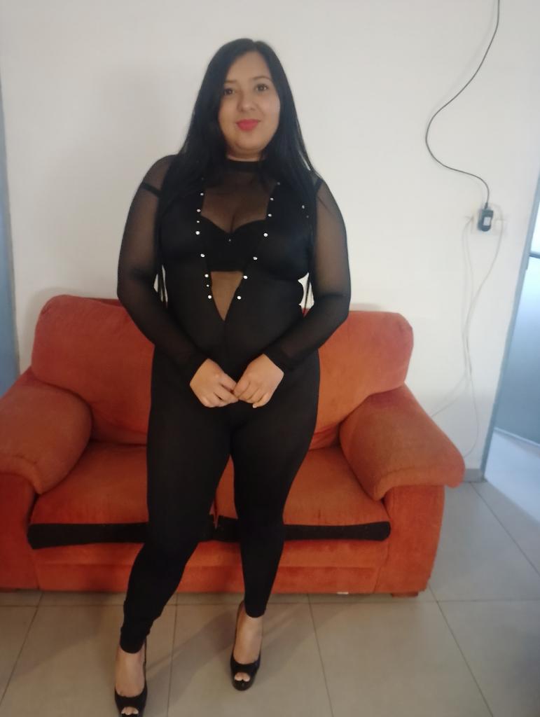 614232875: Chica busca chico en Murcia