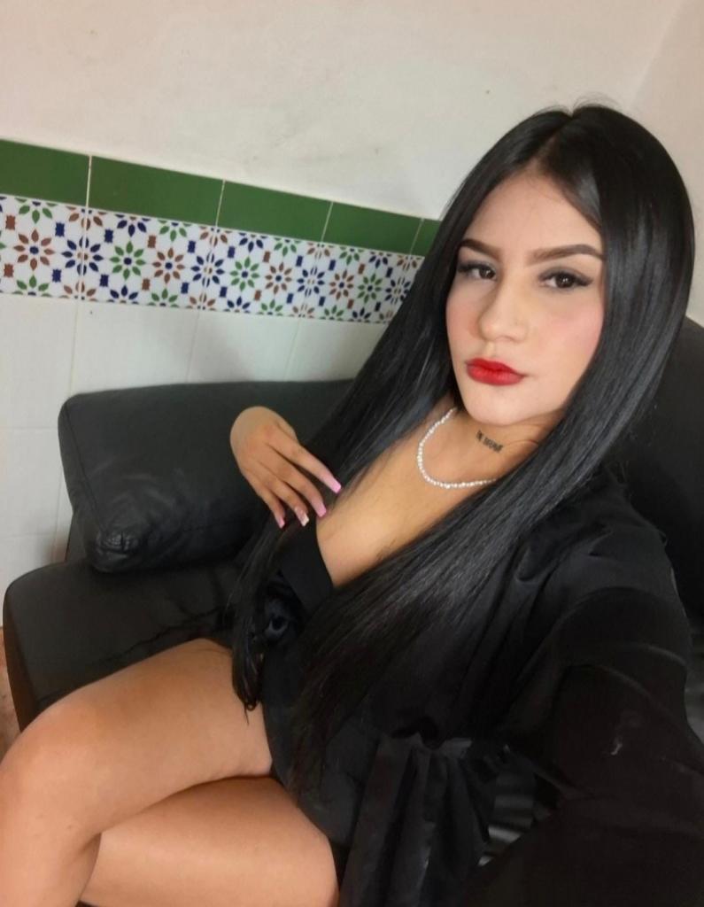 Chica busca chico en Sevilla: 