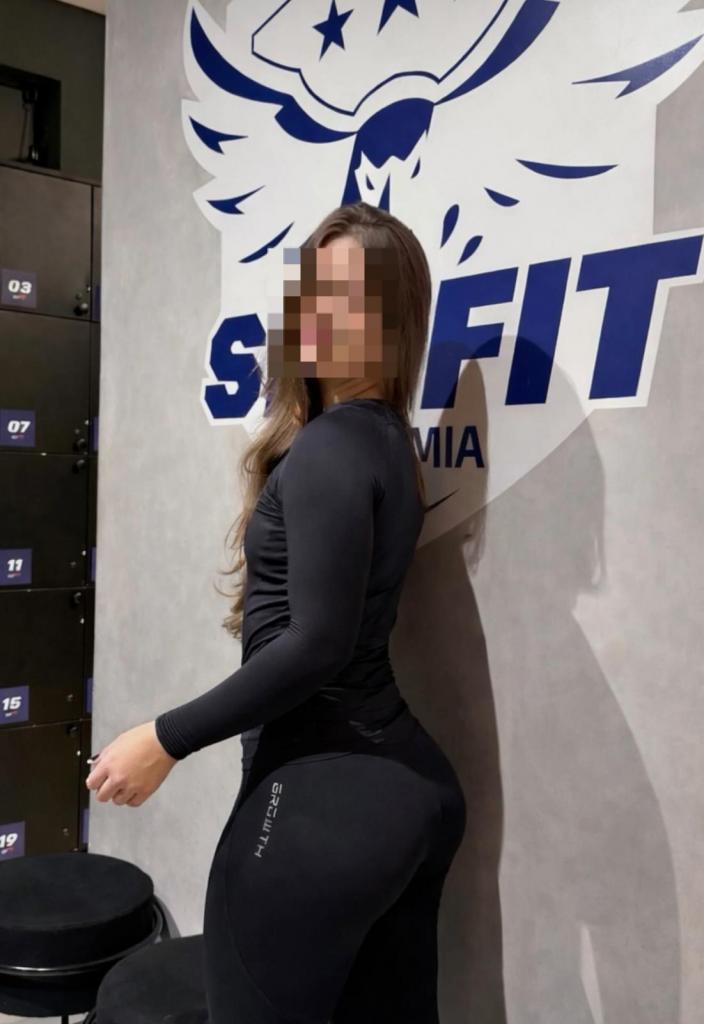 613783438: Chica busca chico en La Coruña