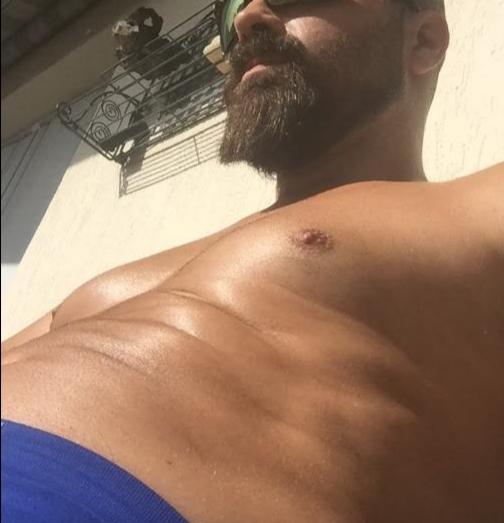 Chico busca chica en Tarragona: 