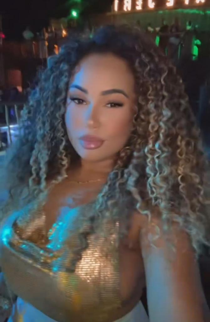 Chica busca chico en Granada: 