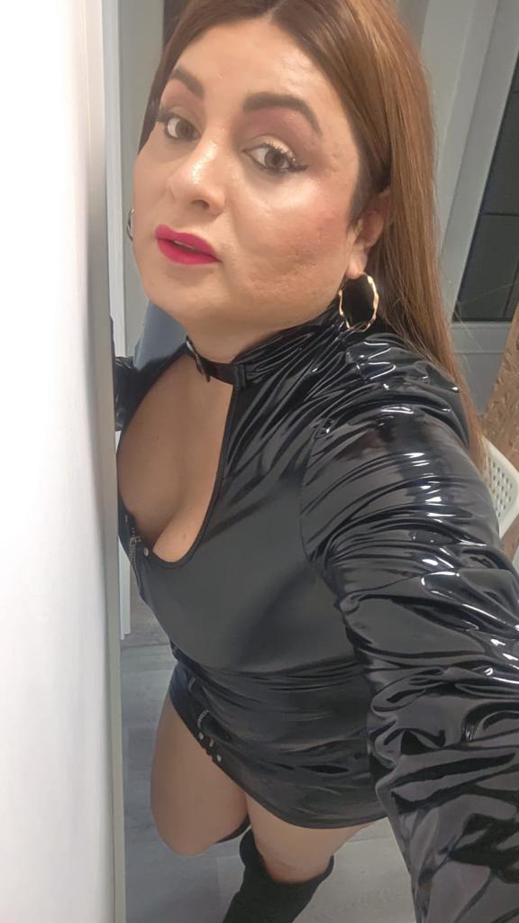 643102548: Transexual en Cádiz