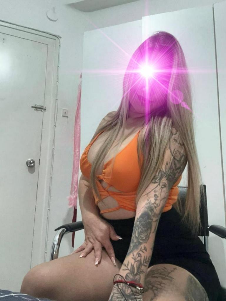 607665587: Chica busca chico en Madrid