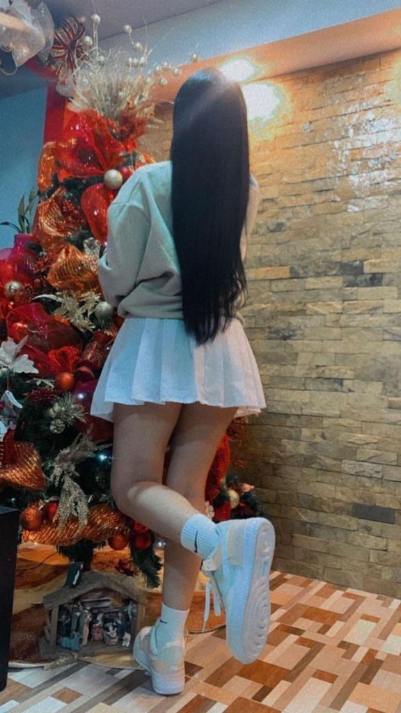 633764978: Chica busca chico en Tenerife