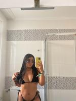 641110984: Chica busca chico en Barcelona