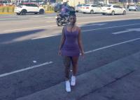 643394606: Chica busca chico en León