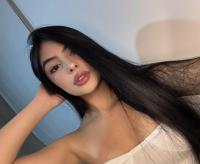 667393618: Chica busca chico en Barcelona