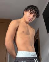 624700942: Chico busca chica en Madrid