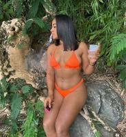 613772354: Chica busca chico en Alicante