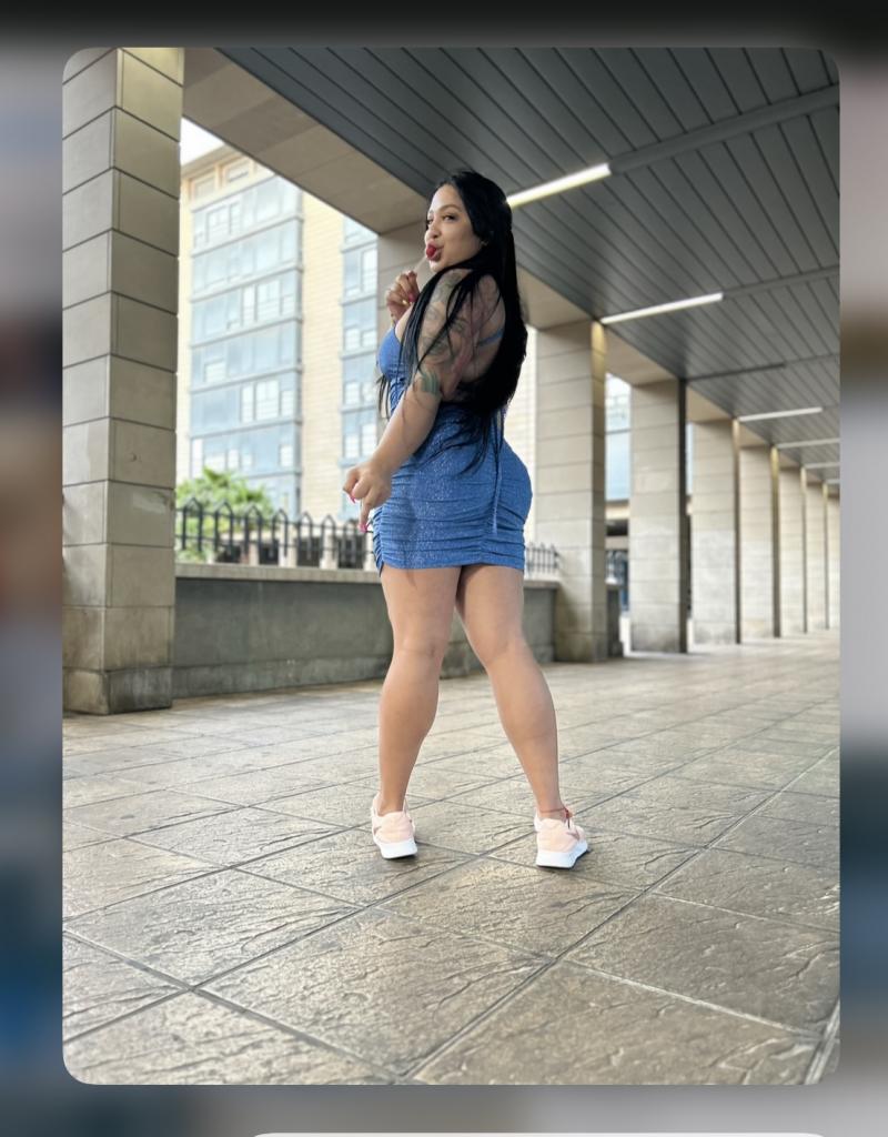 643158403: Chica busca chico en Zaragoza