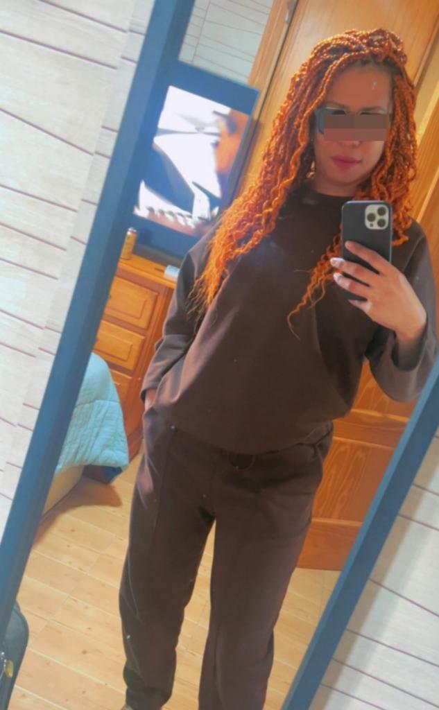 Chica busca chico en Almería: 