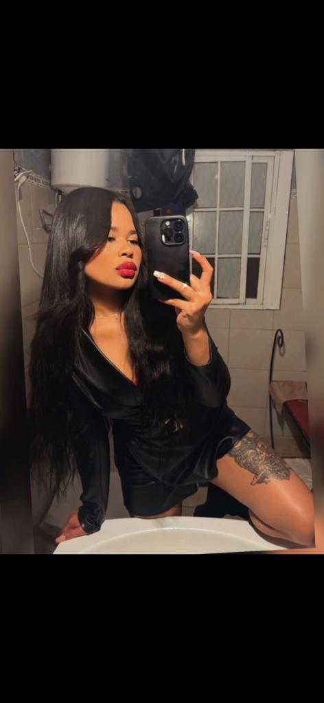 603207030: Chica busca chico en Ibiza