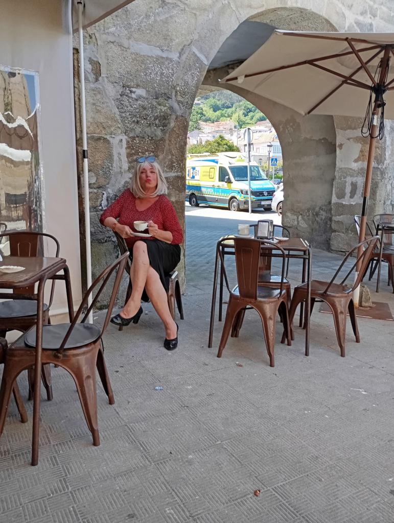 722330282: Chica busca chico en La Coruña