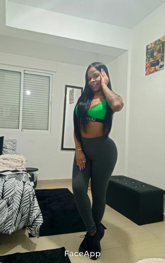 Chica busca chico en Granada: 