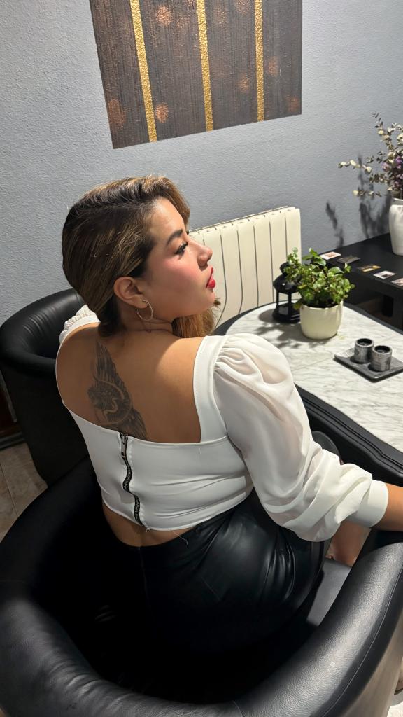 Chica busca chico en Sevilla: 