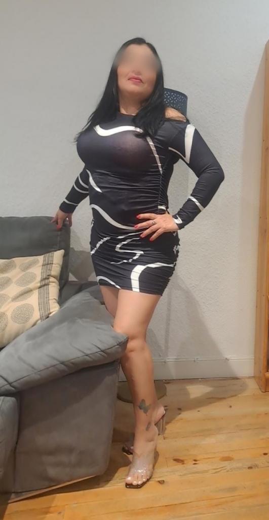 722334624: Chica busca chico en Guipúzcoa