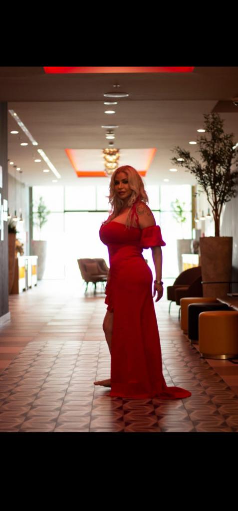 Chica busca chico en Barcelona: 