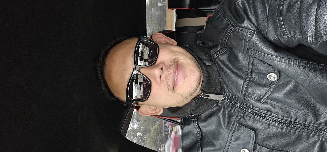 662576896: Chica busca chico en Tarragona