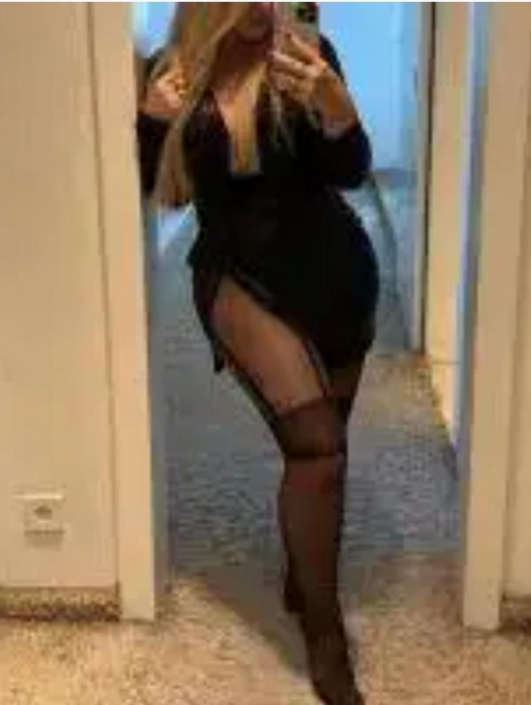 613775463: Chica busca chico en Pontevedra