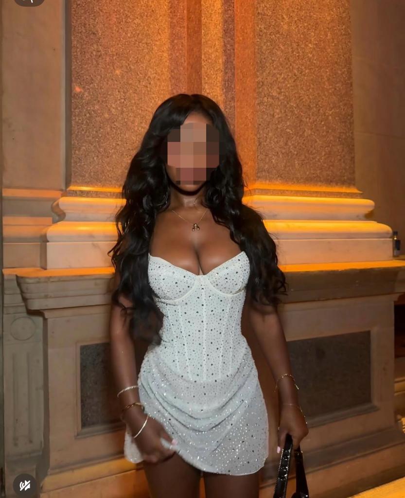 Chica busca chico en Jaén: 